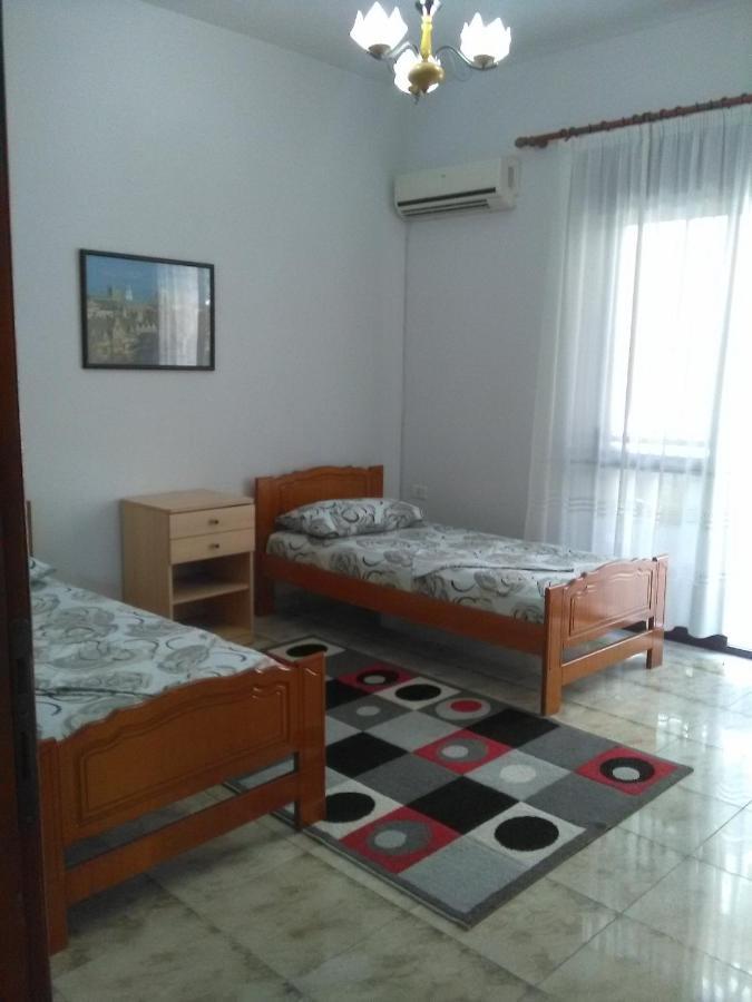 Vila Sula Guesthouse Дуррес Экстерьер фото