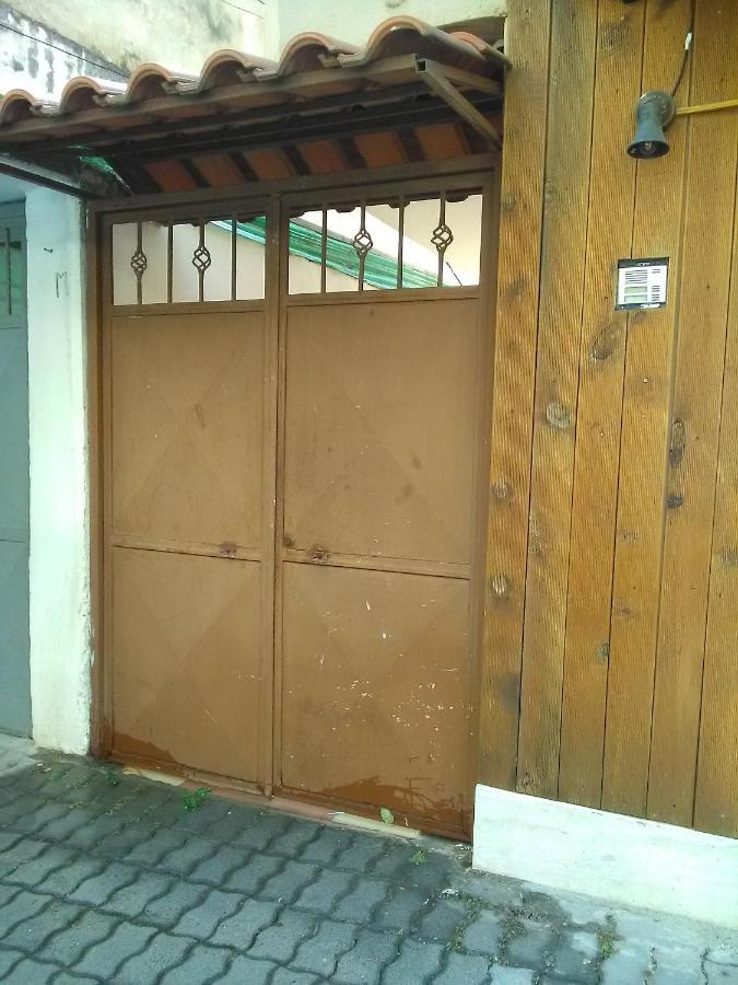 Vila Sula Guesthouse Дуррес Экстерьер фото